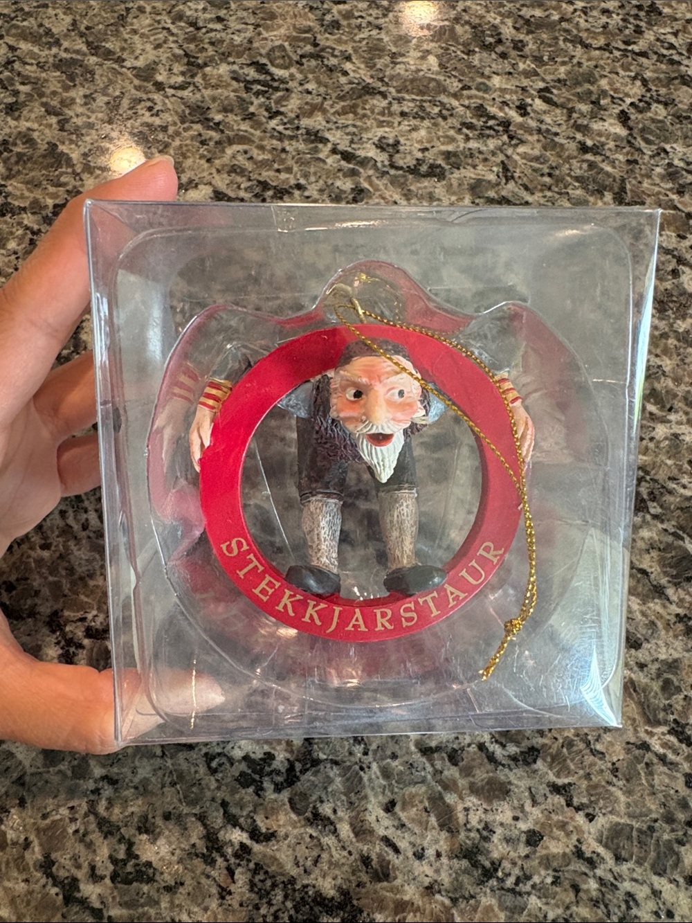 Stekkjarstaur Icelandic Yule Lads Ornament - Red - Picture 2 of 9